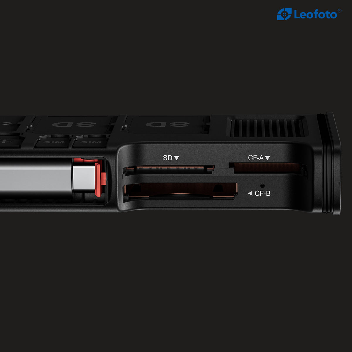 Leofoto LCR-01 Flash Transfer Card Case